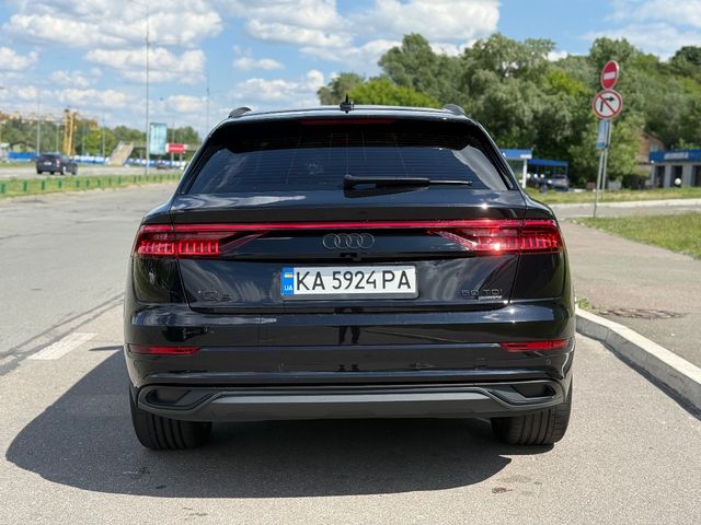 Audi Q8 - фото 4