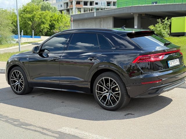 Audi Q8 - фото 2