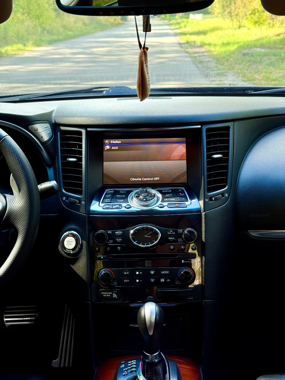 Infiniti FX - фото 33