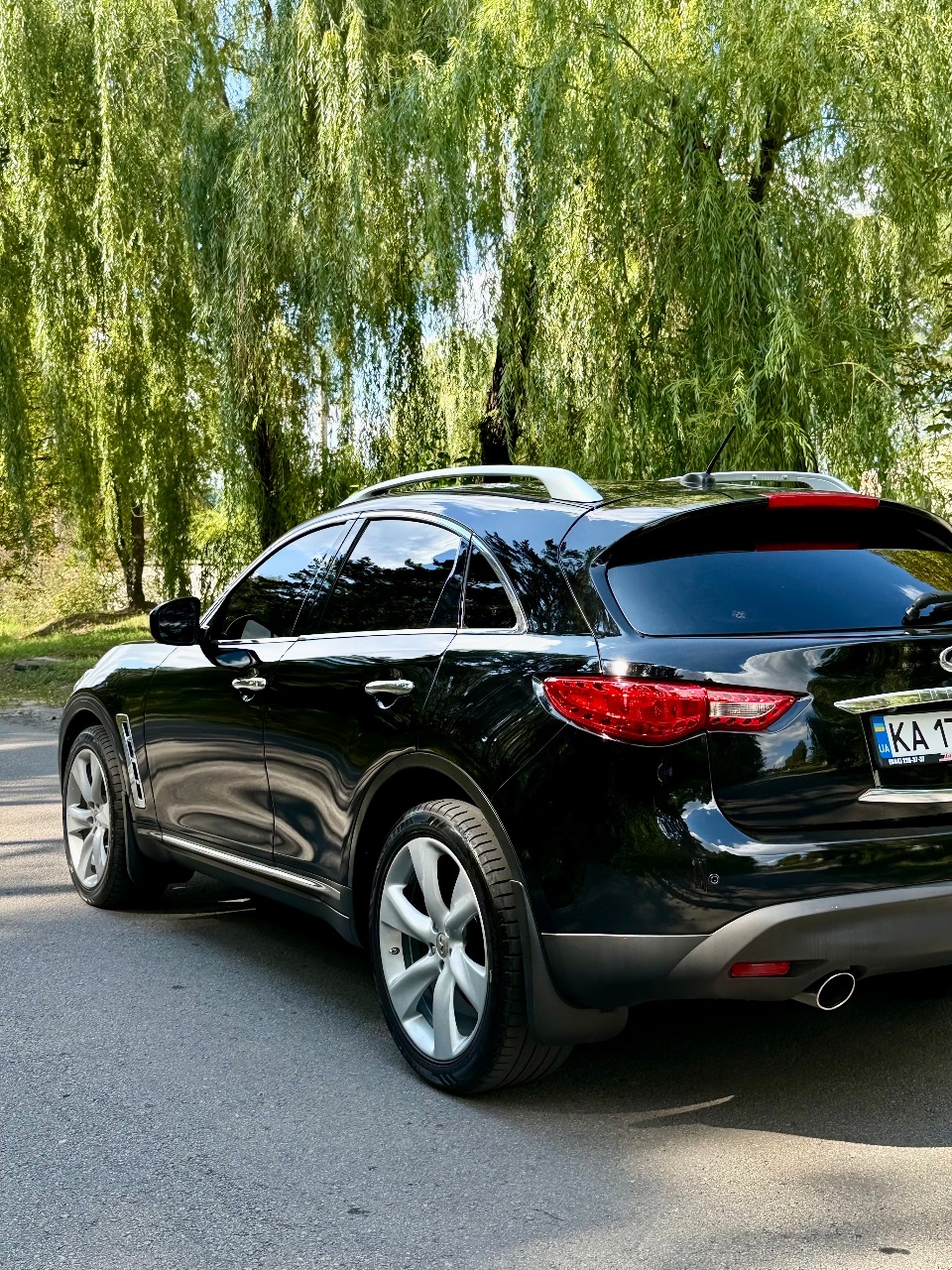 Infiniti FX - фото 8