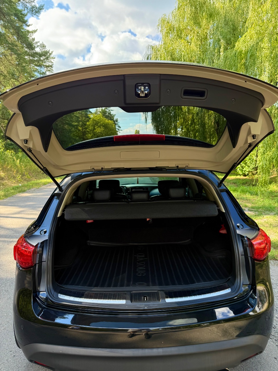 Infiniti FX - фото 29