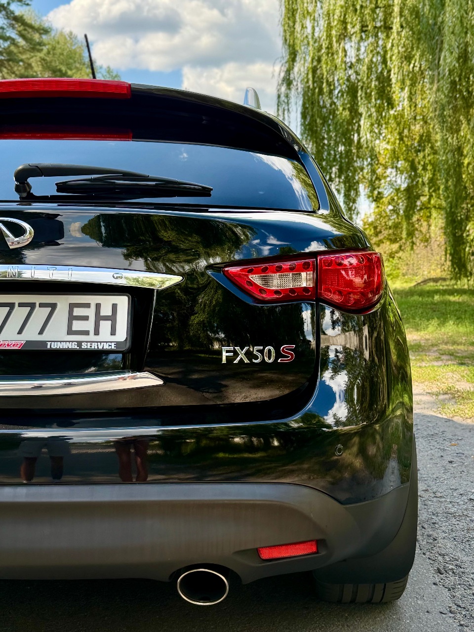 Infiniti FX - фото 7