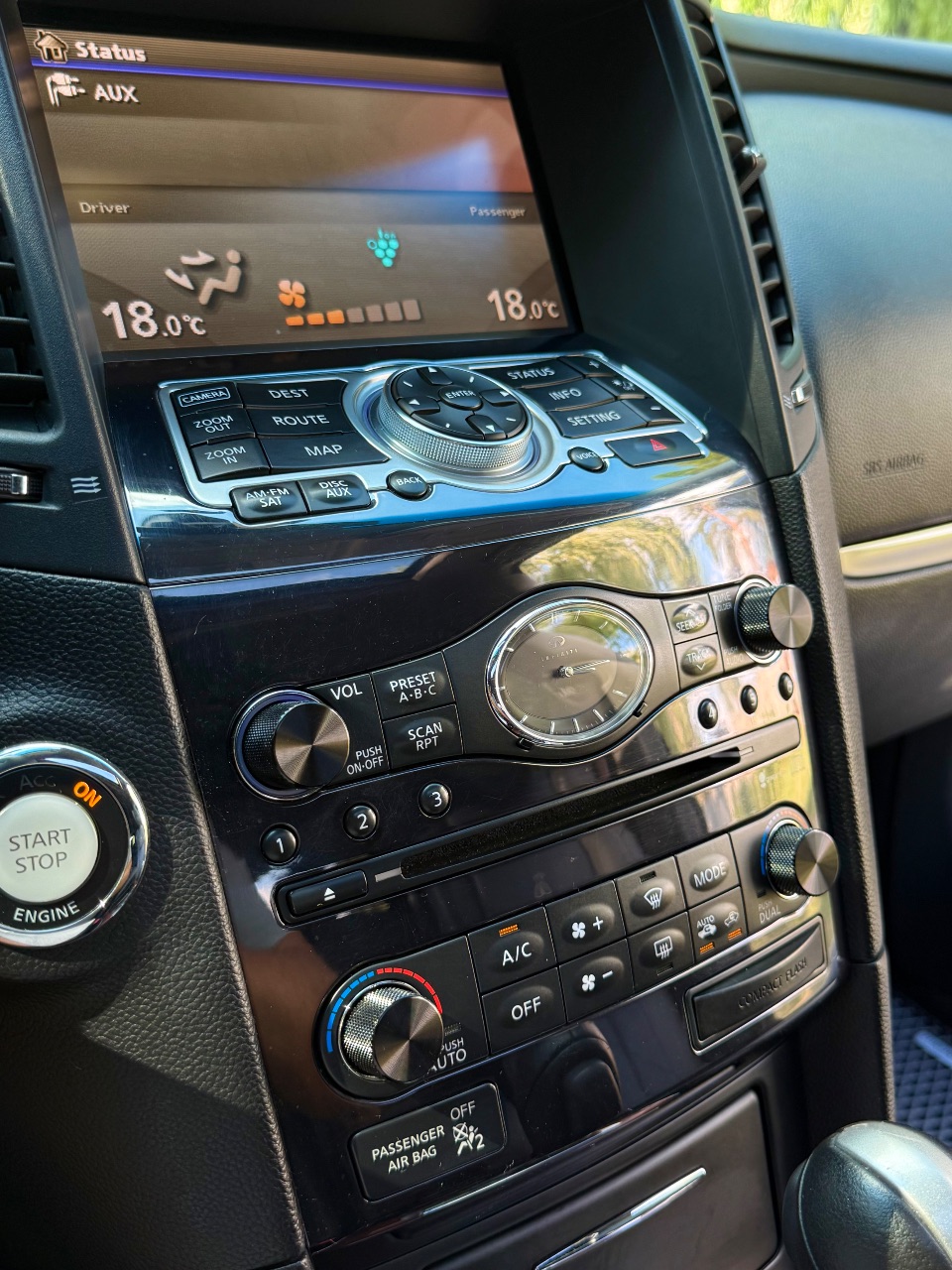 Infiniti FX - фото 42