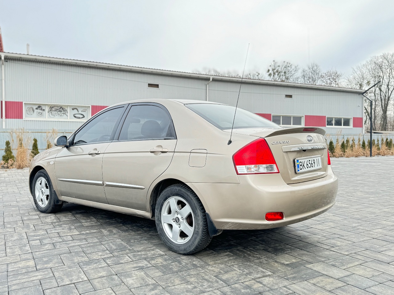 Kia Cerato - фото 7