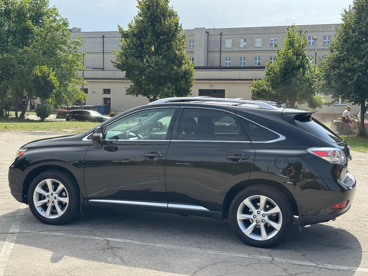 Lexus RX - фото 8