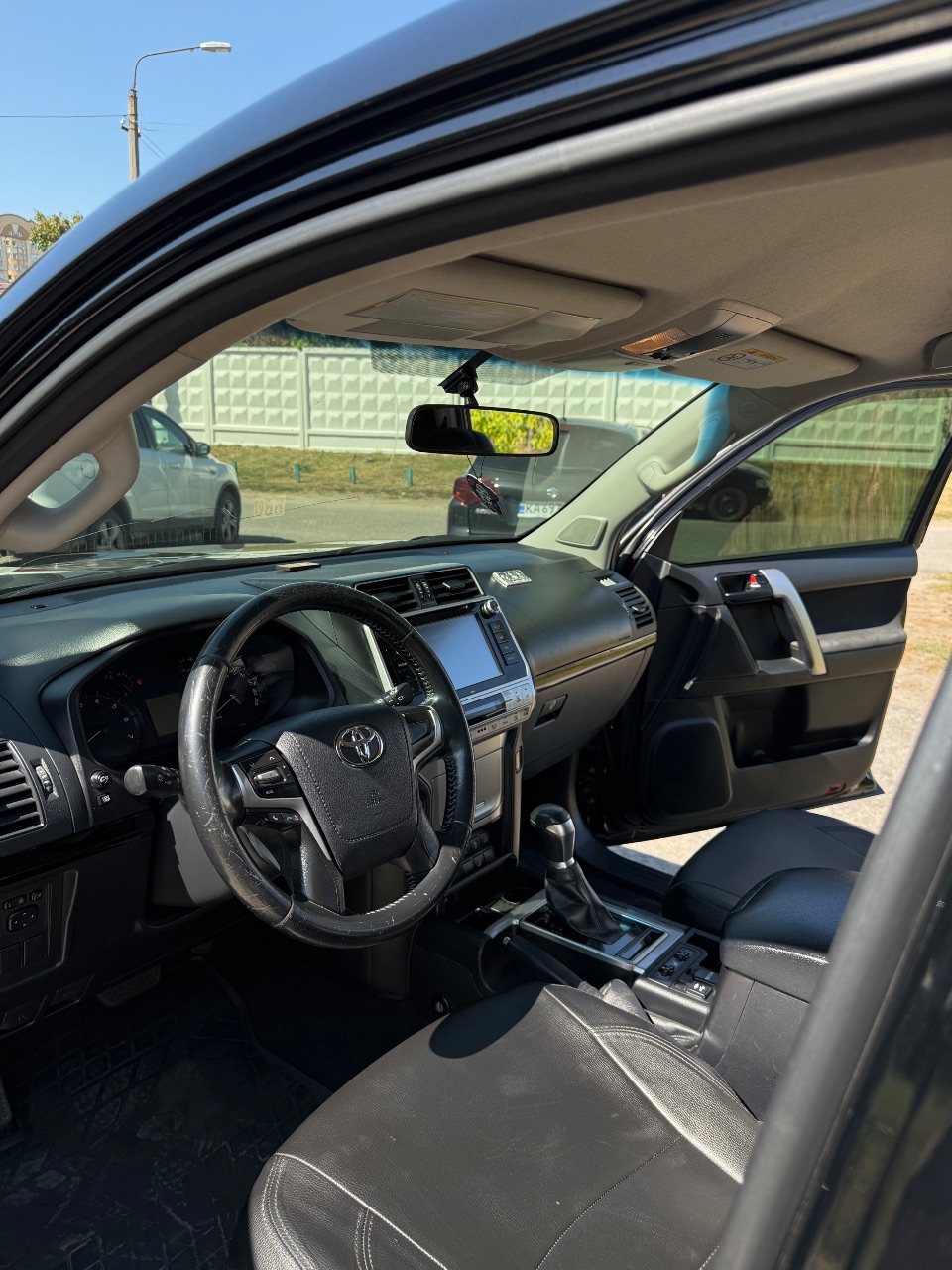 Toyota Land Cruiser Prado - фото 7