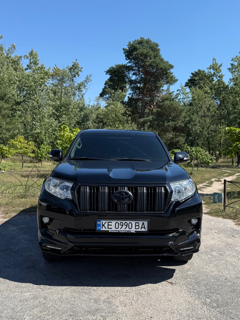 Toyota Land Cruiser Prado - фото 1