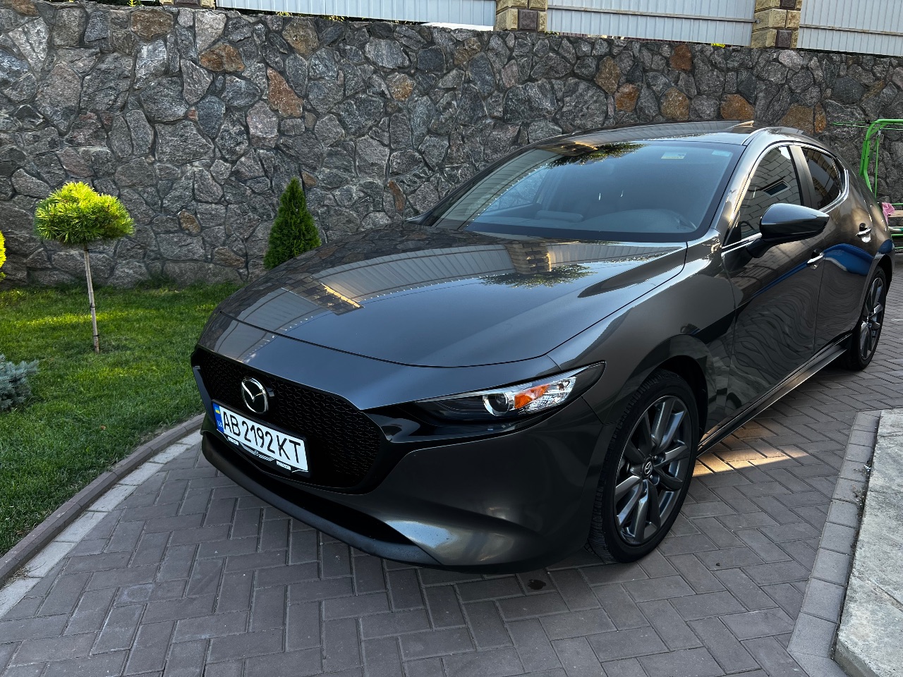 Mazda 3 - фото 2