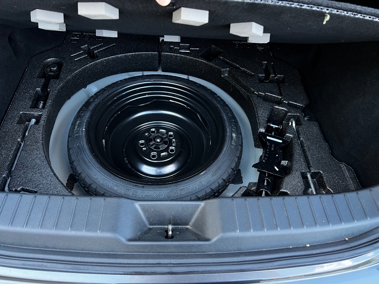 Mazda 3 - фото 28