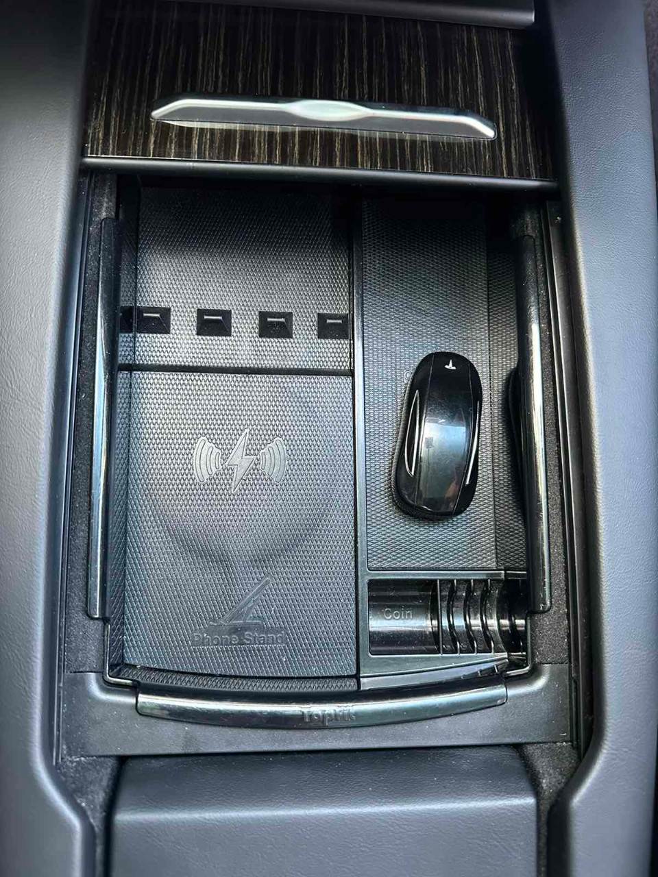 Tesla Model X - фото 23