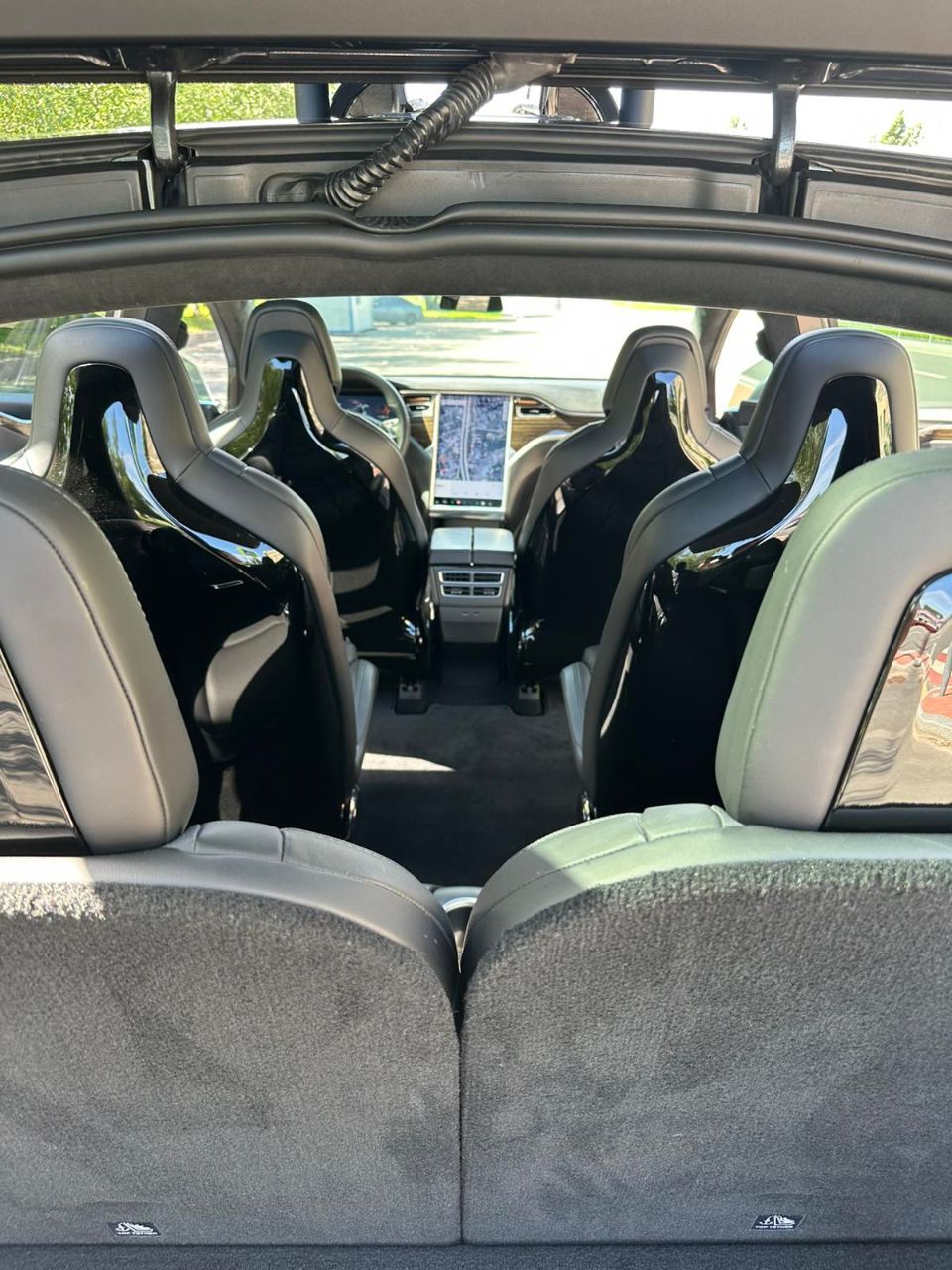 Tesla Model X - фото 3