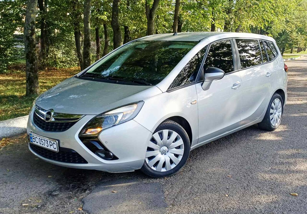 Opel Zafira - фото 2