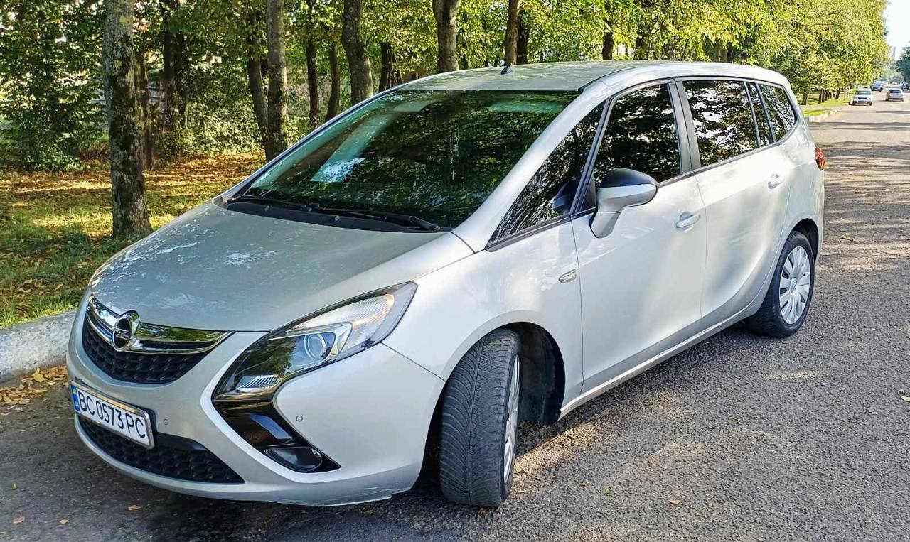 Opel Zafira - фото 19