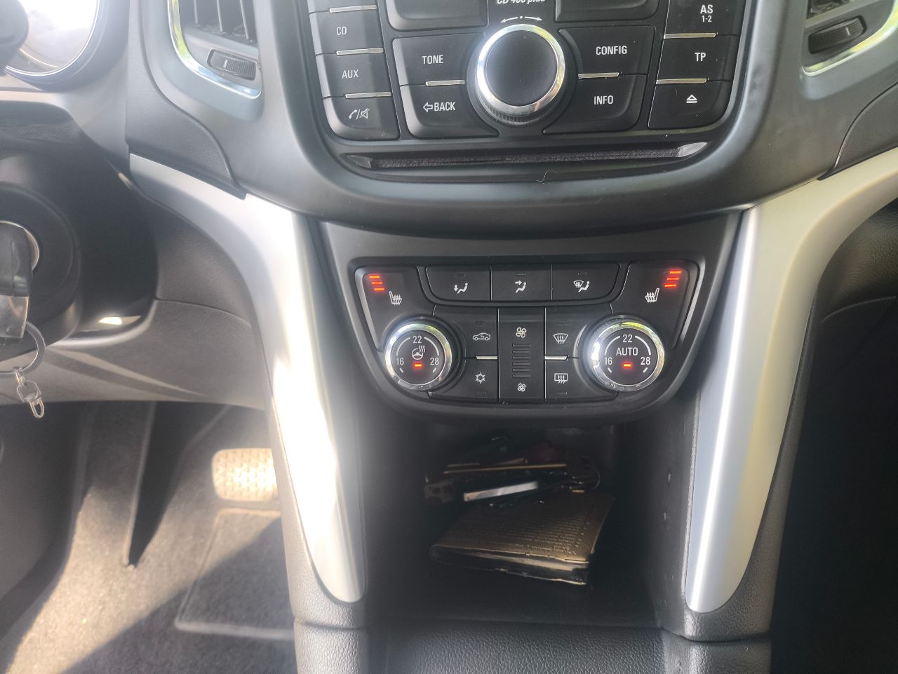 Opel Zafira - фото 25