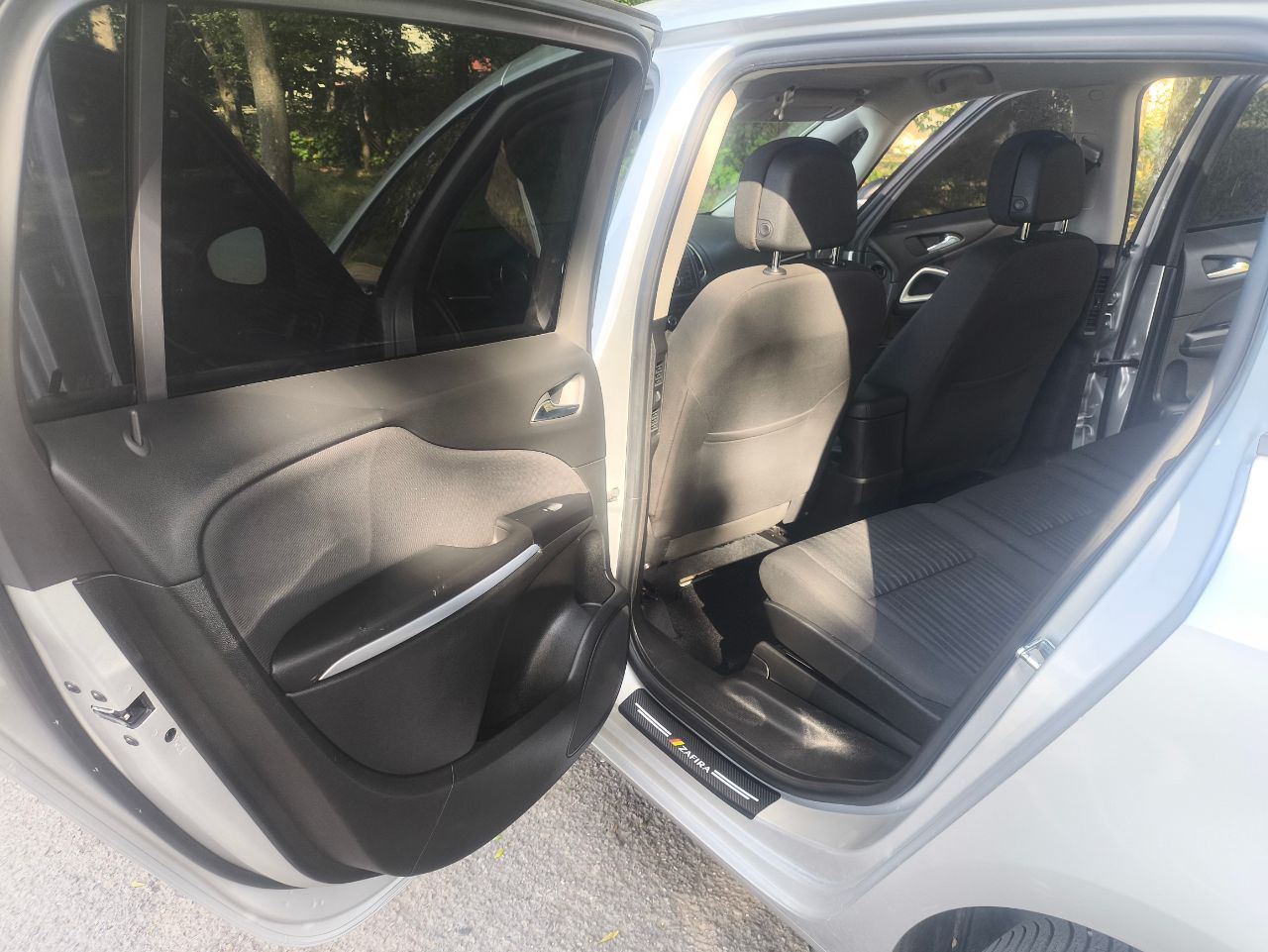 Opel Zafira - фото 31