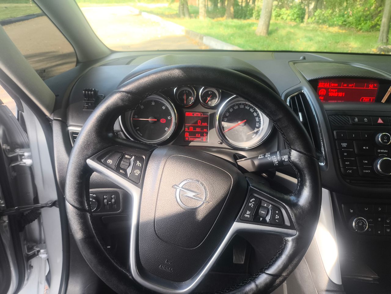 Opel Zafira - фото 28