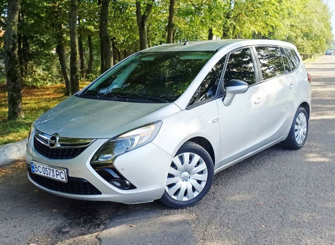 Opel Zafira - фото 4