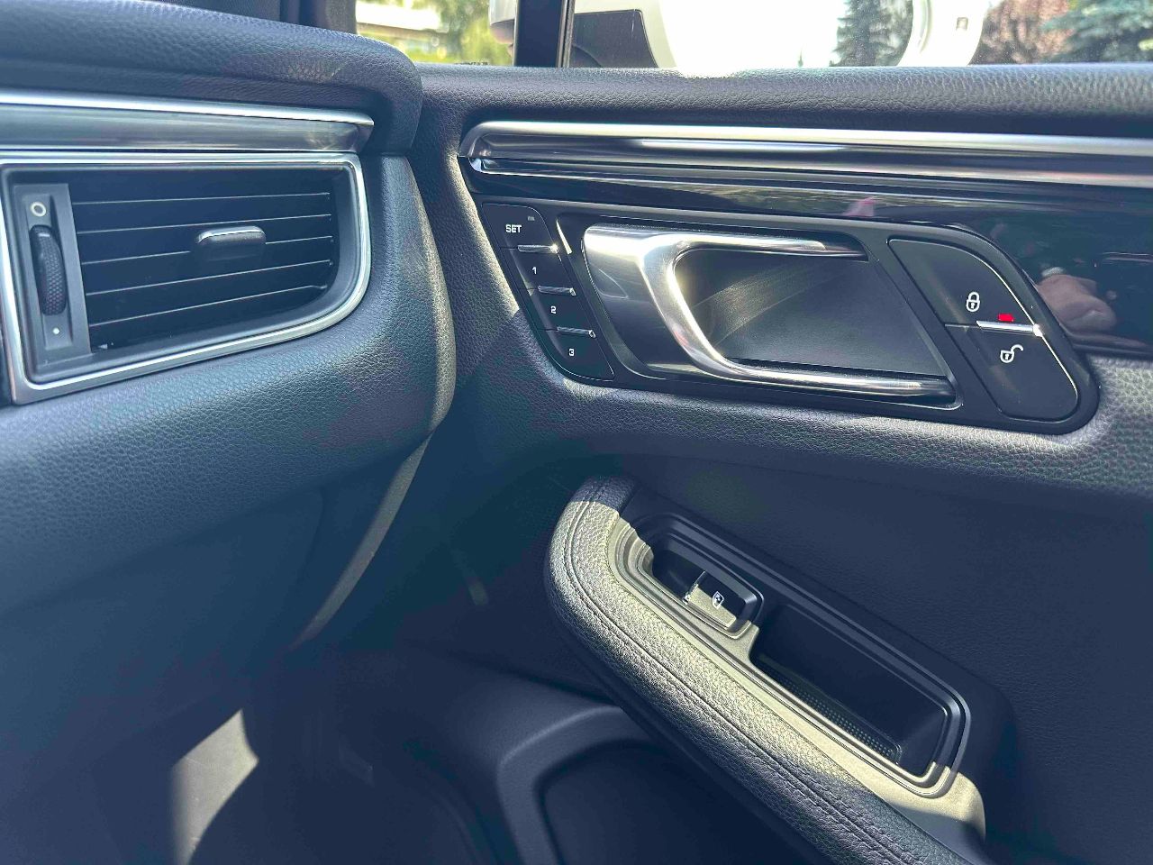 Porsche Macan - фото 7