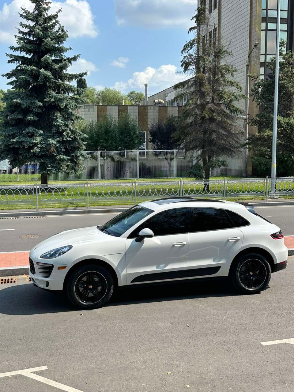 Porsche Macan - фото 10