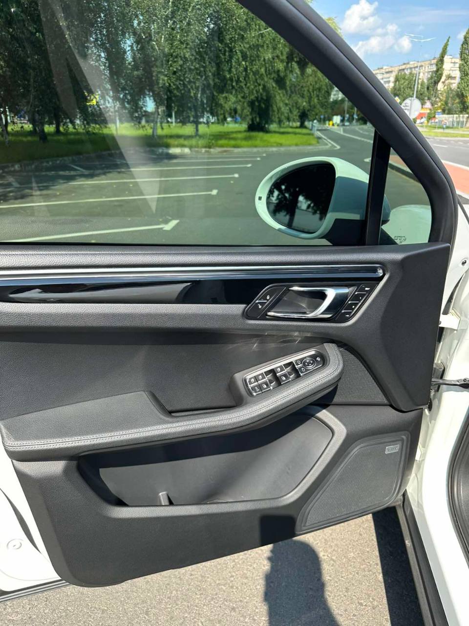 Porsche Macan - фото 24