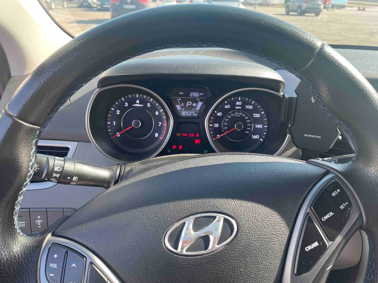 Hyundai Elantra - фото 6