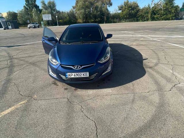 Hyundai Elantra - зображення 3