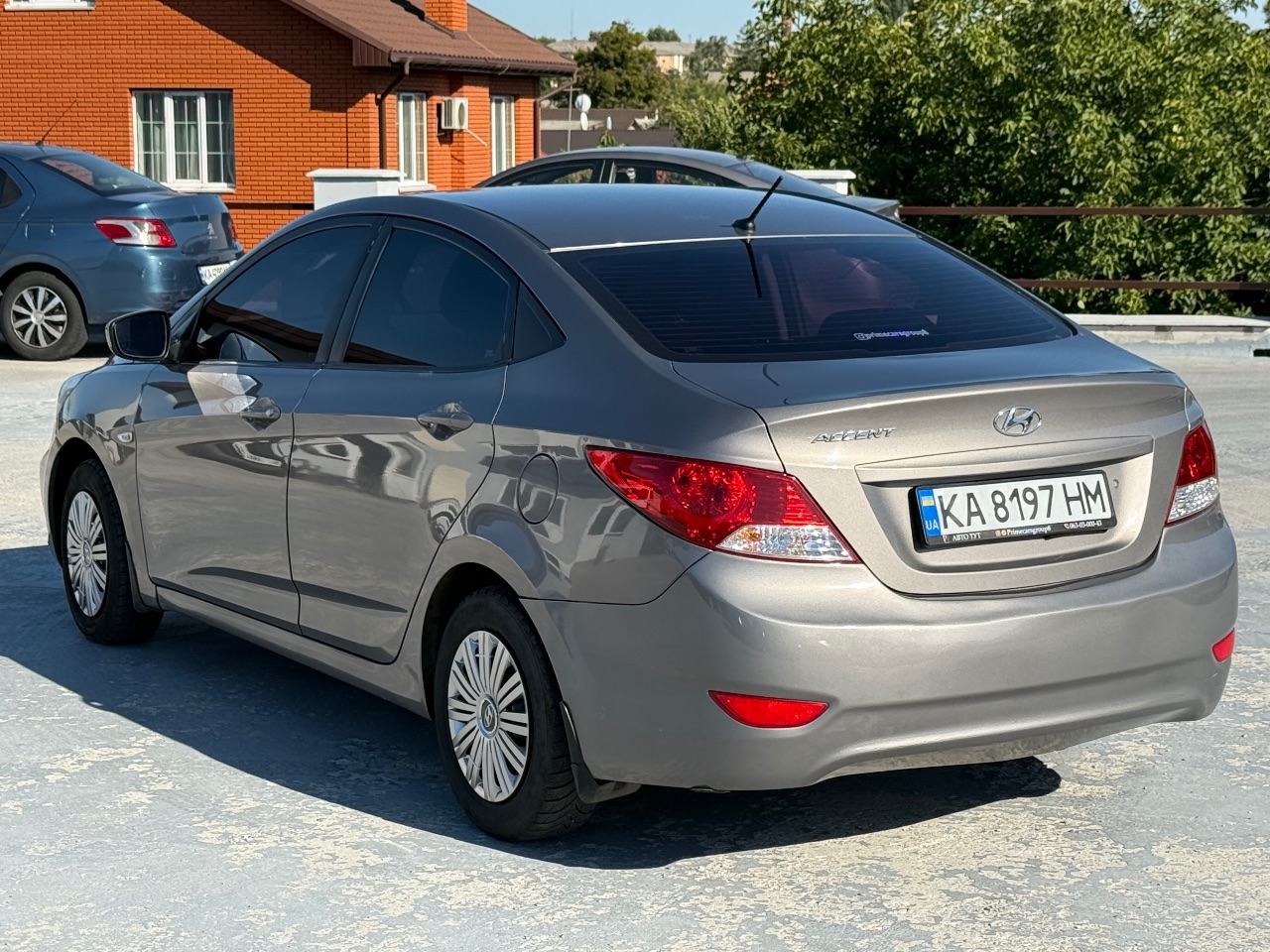 Hyundai Accent - фото 5