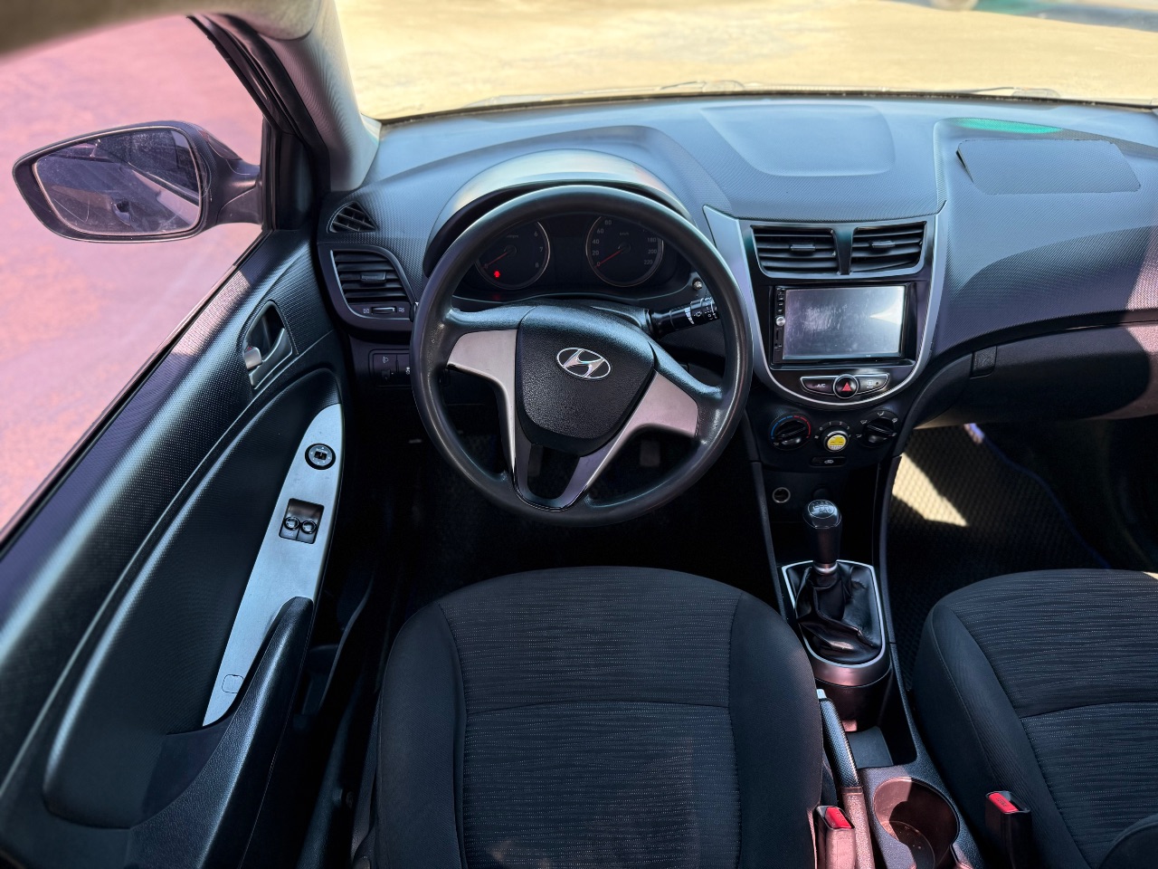 Hyundai Accent - фото 14