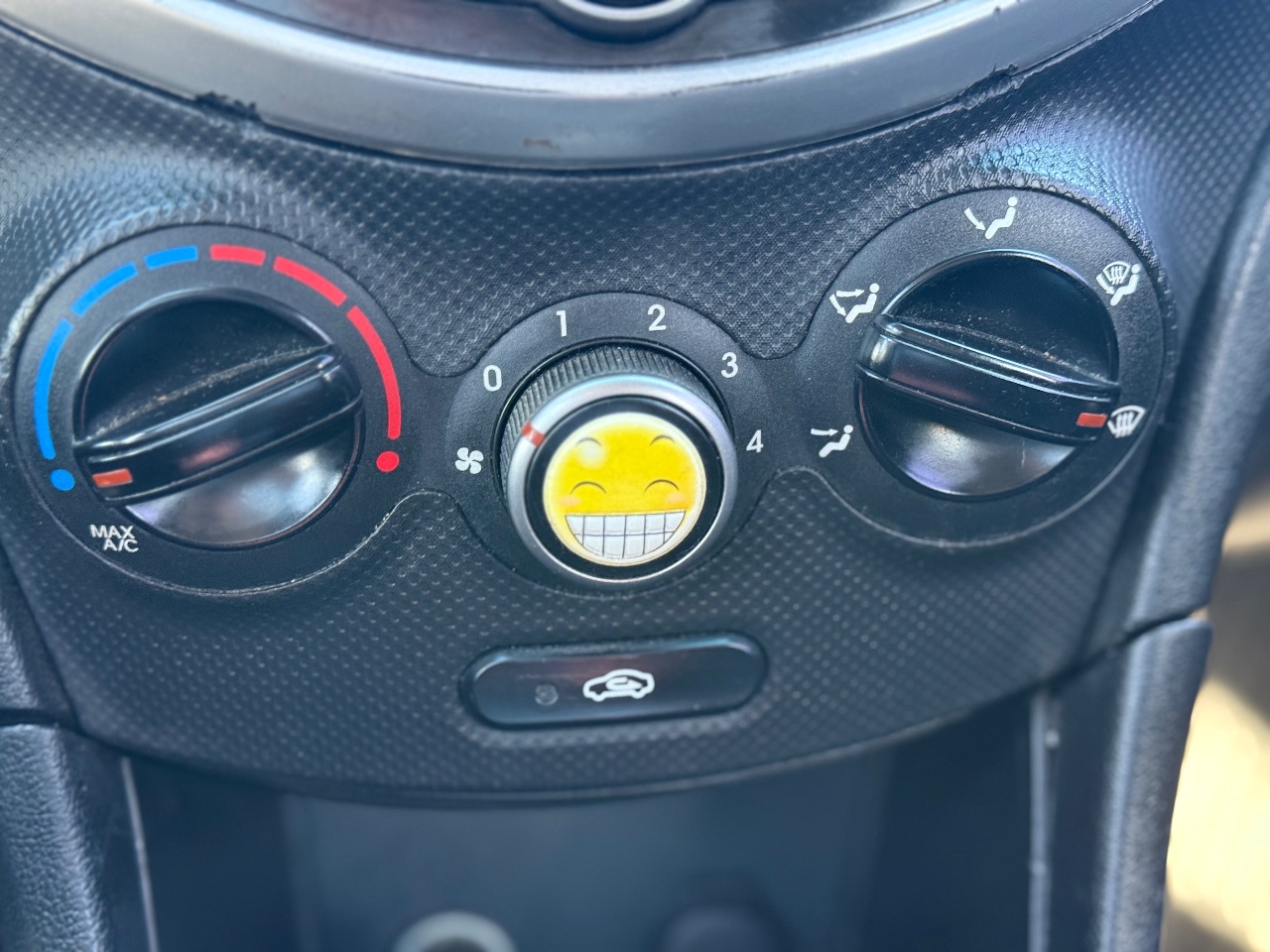 Hyundai Accent - фото 17