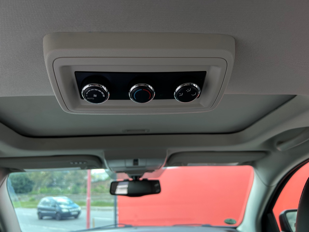 Dodge Journey - фото 24