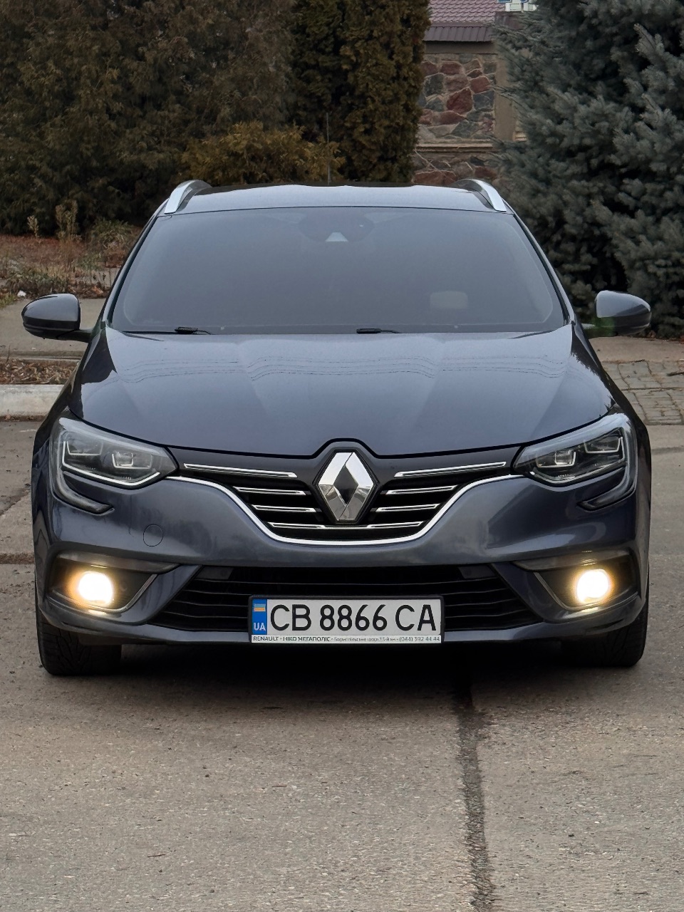 Renault Megane - фото 1