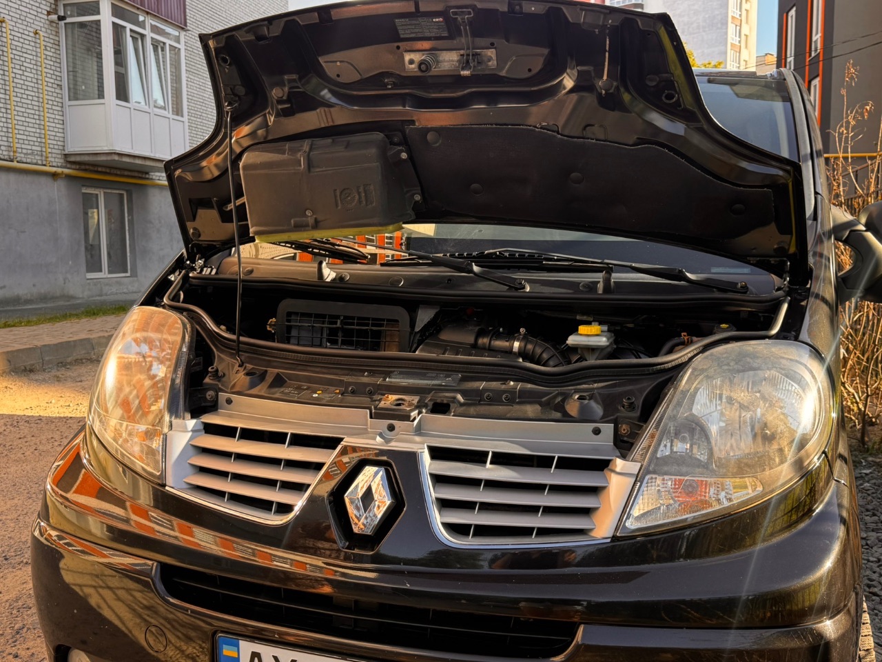 Renault Trafic - фото 5