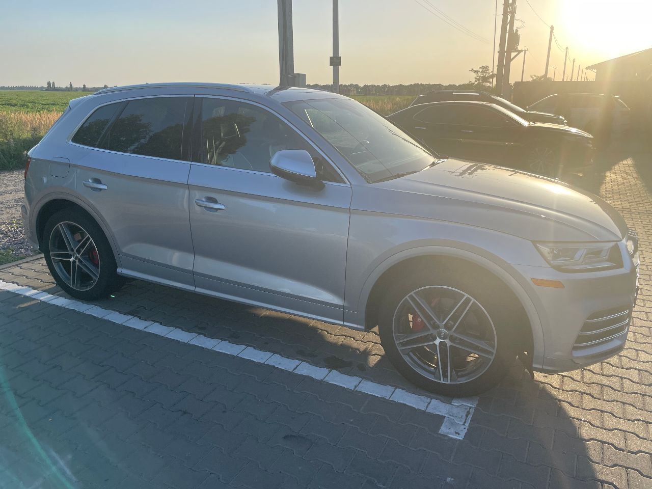 Audi SQ5 - фото 1