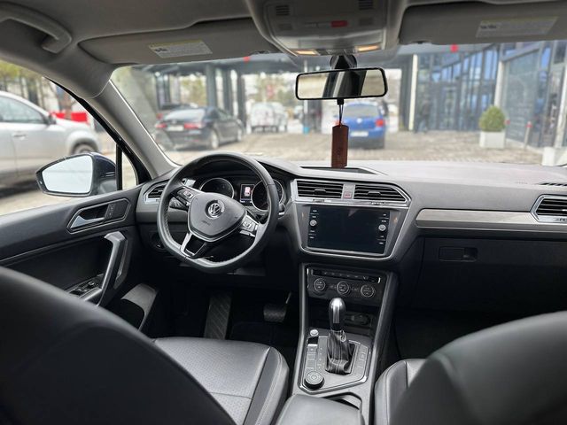 Volkswagen Tiguan - фото 5