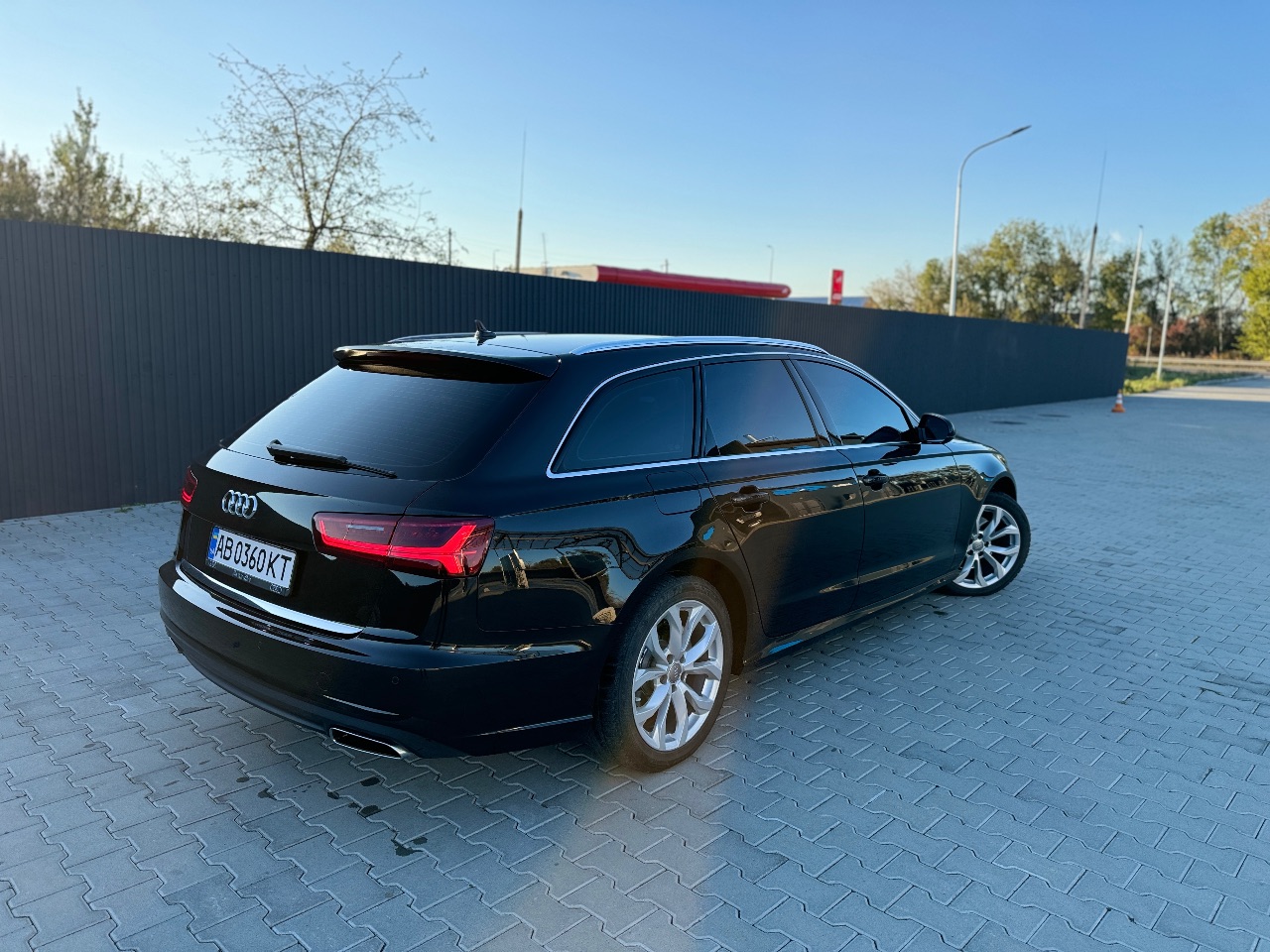 Audi A6 - фото 6