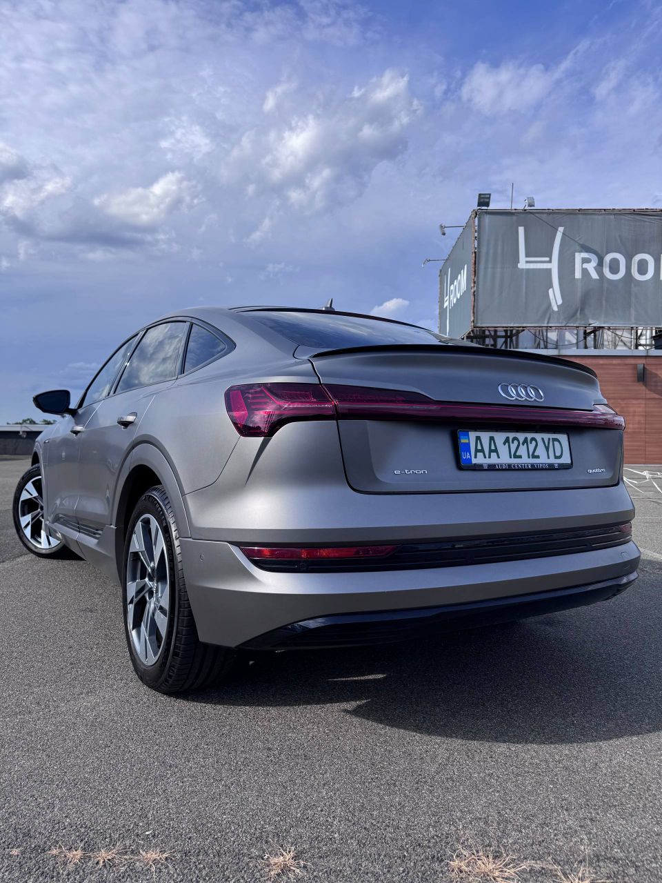 Audi e-tron Sportback - фото 5
