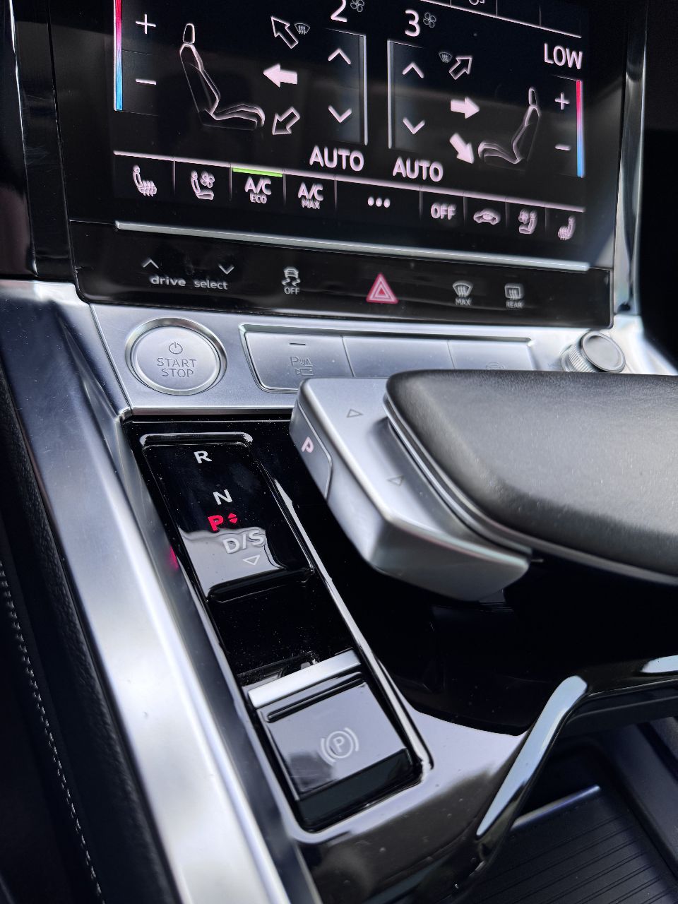 Audi e-tron Sportback - фото 17