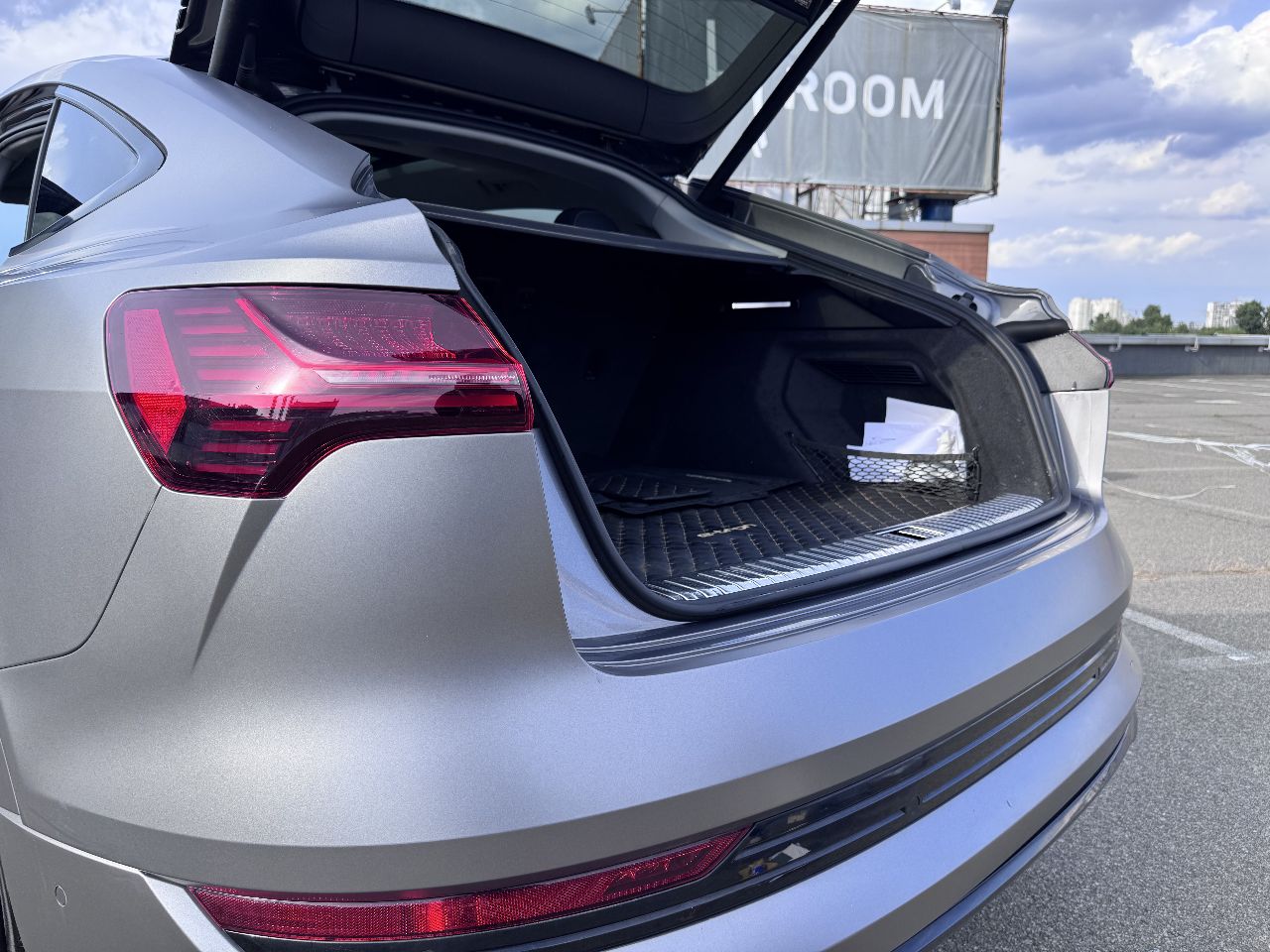 Audi e-tron Sportback - фото 6