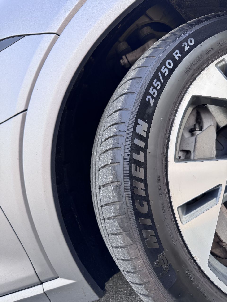 Audi e-tron Sportback - фото 11