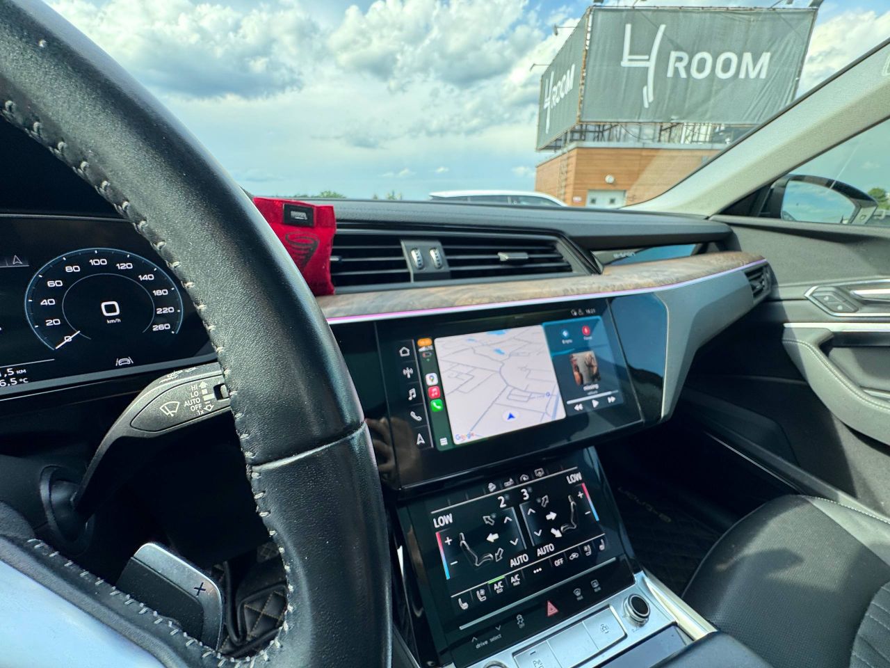 Audi e-tron Sportback - фото 15