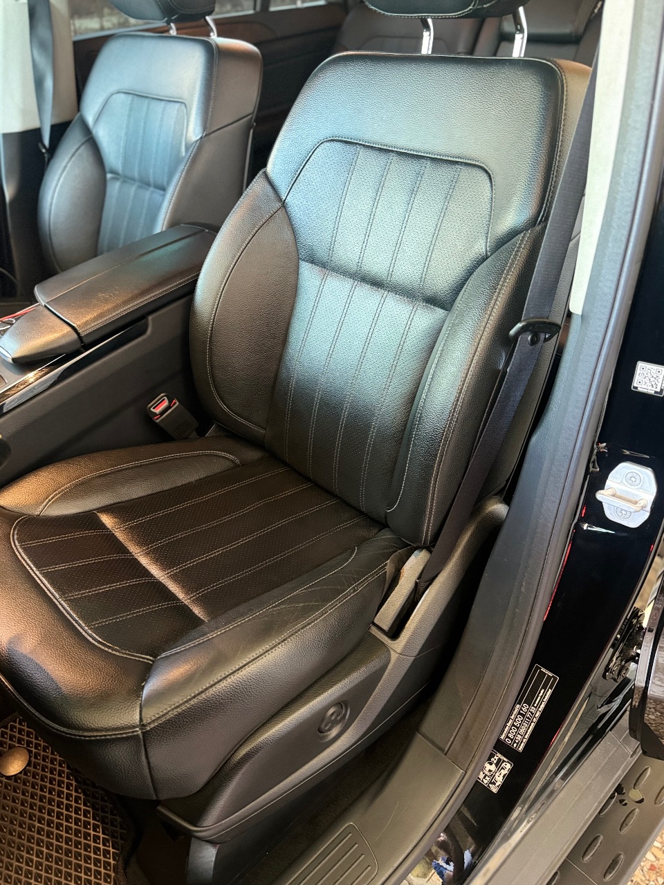 Mercedes-Benz GLS - фото 7