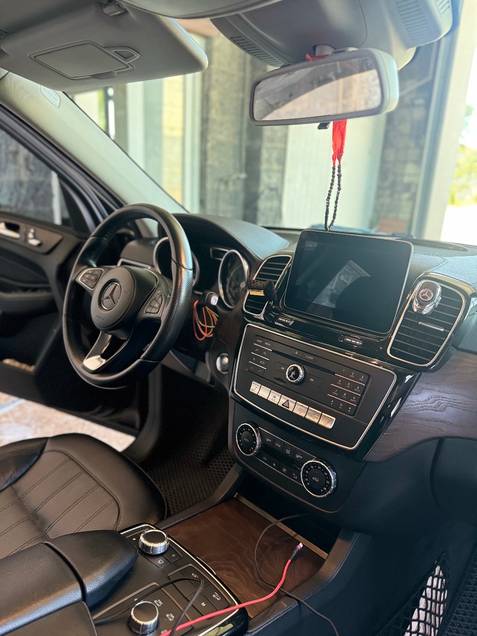 Mercedes-Benz GLS - фото 5