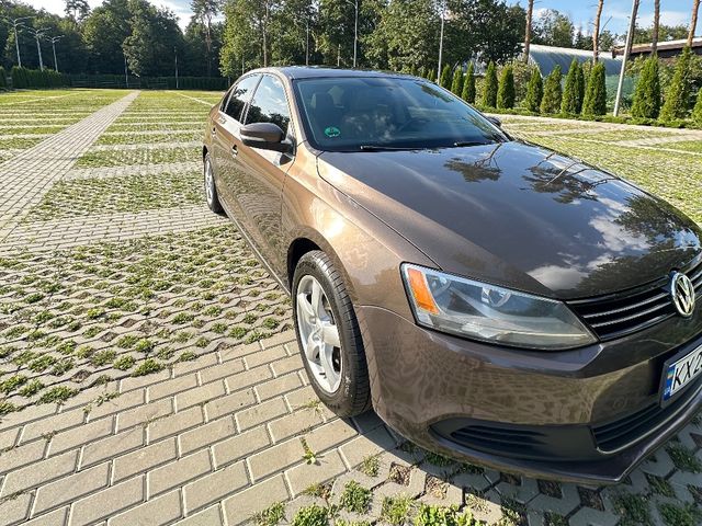 Volkswagen Jetta 2013, Харків, $9 300 - зображення 1