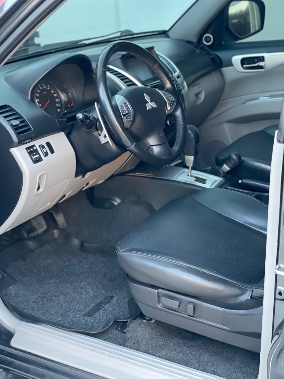 Mitsubishi Pajero Sport - фото 18