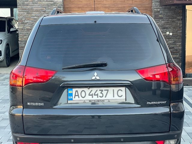 Mitsubishi Pajero Sport - фото 4