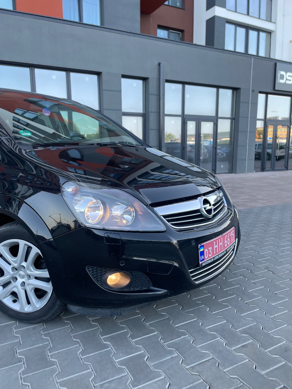 Opel Zafira - фото 2