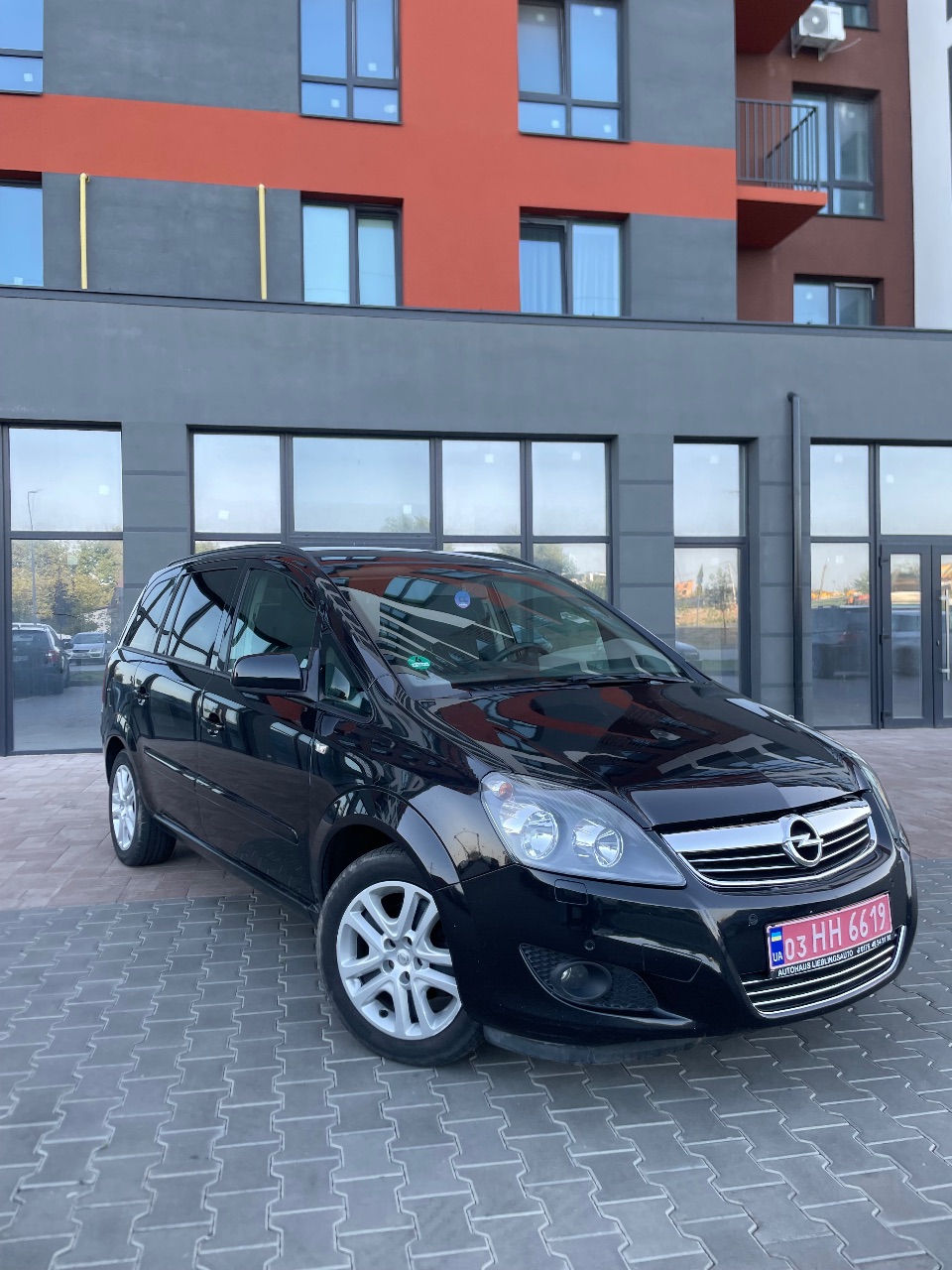 Opel Zafira - фото 4