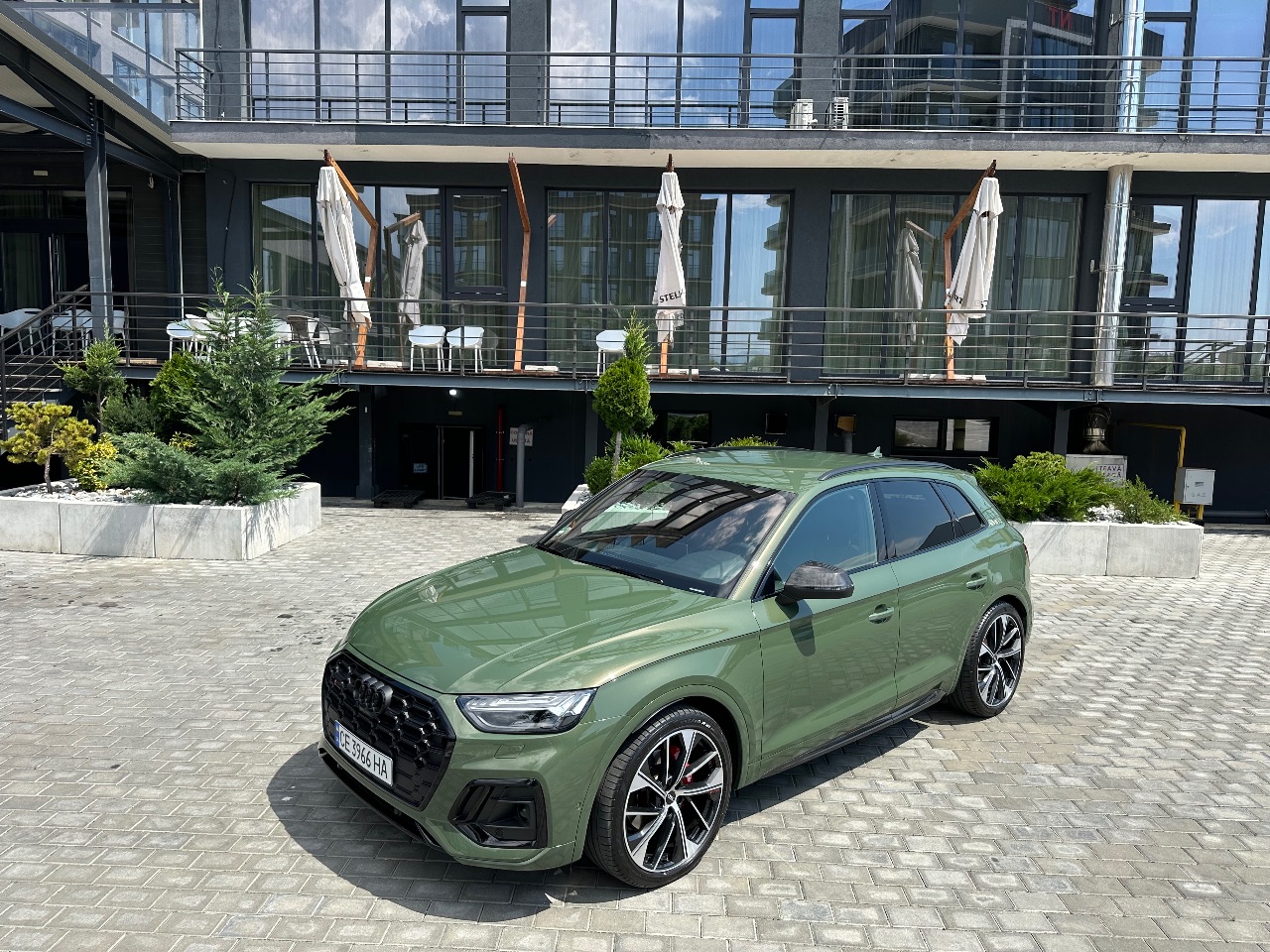 Audi Q5 - фото 1