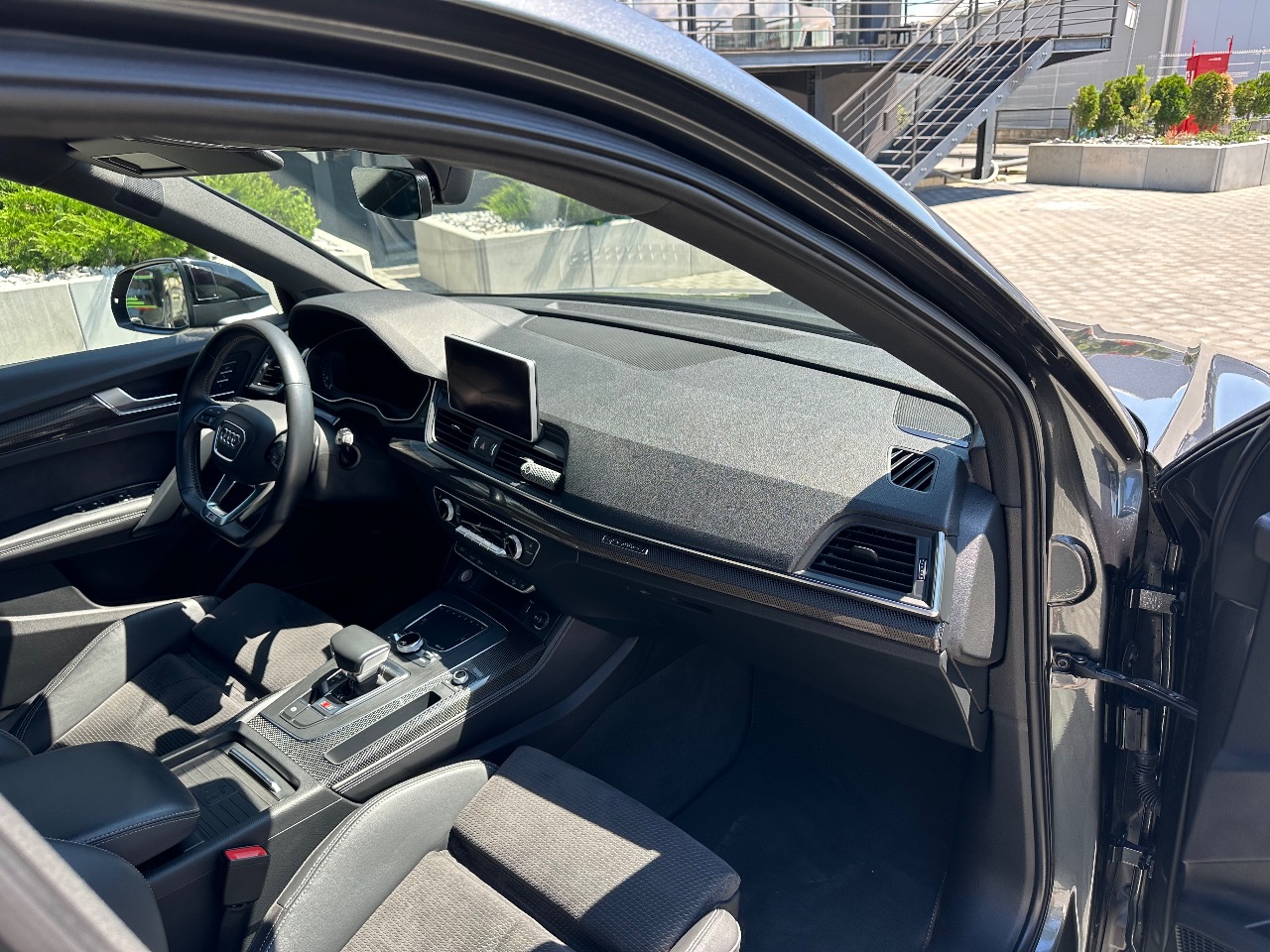 Audi SQ5 - фото 4