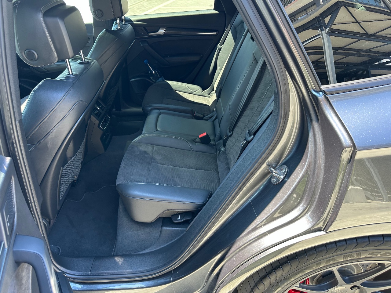 Audi SQ5 - фото 5